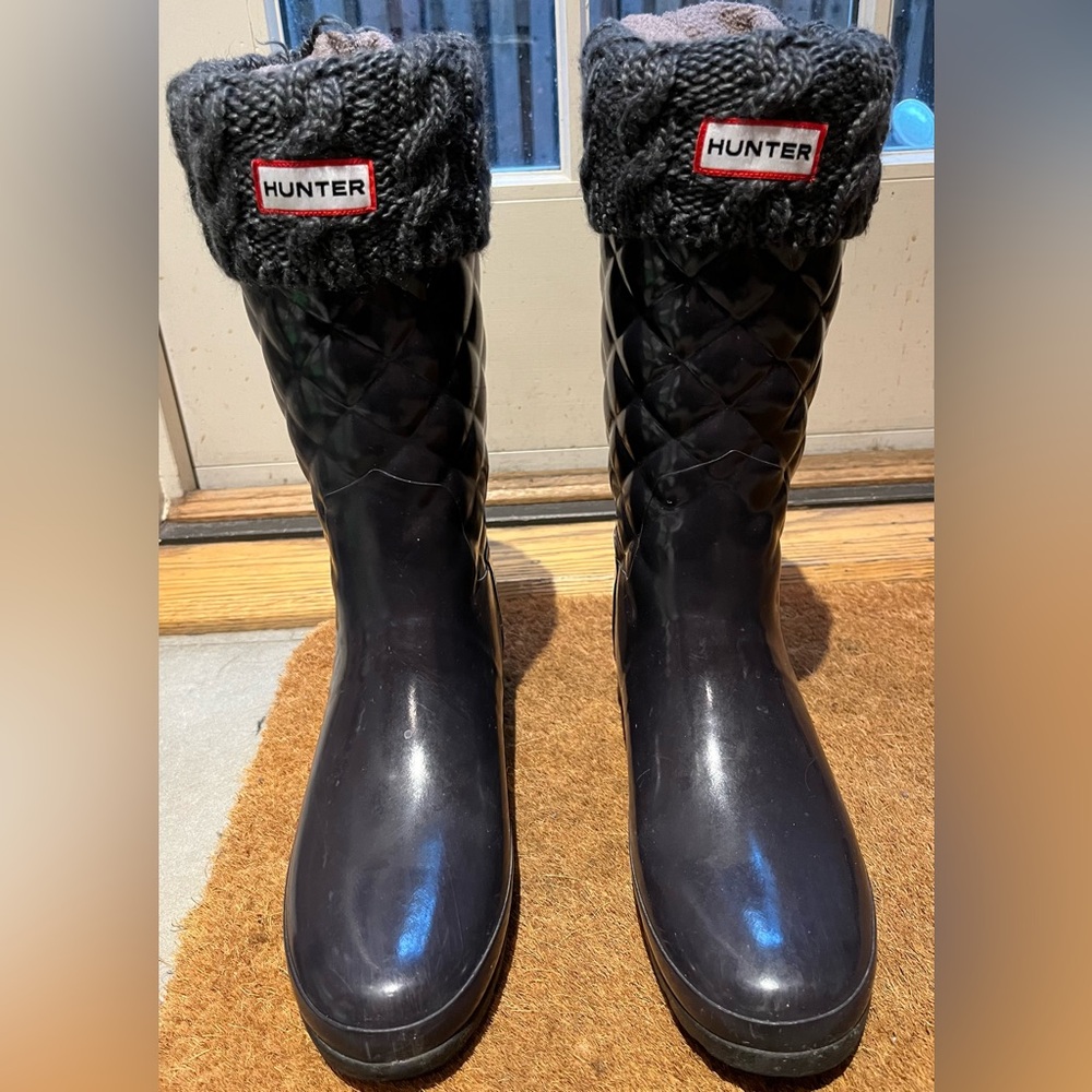 SOLD Elsewhere - Hunter Women's Quilted Rain Boots w/Liners Aubergine 8 Mid